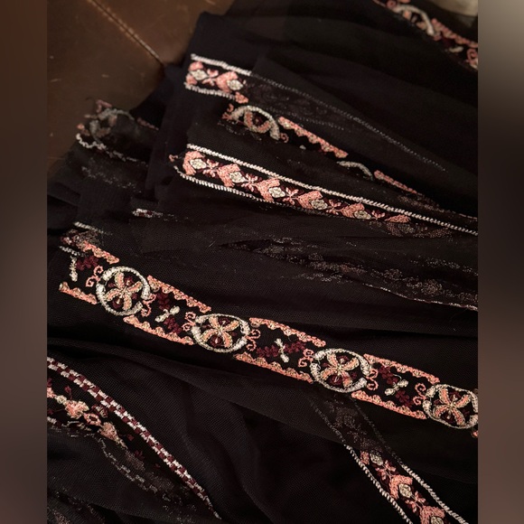 Soft Surroundings Embroidered Maxi Skirt Size Medium New Without Tags - Picture 7 of 9